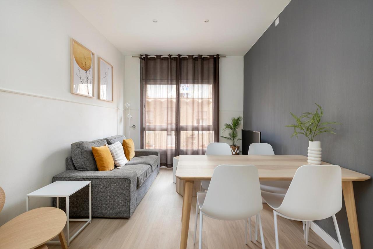 ברצלונה Apartments Sata Sagrada Familia Area מראה חיצוני תמונה